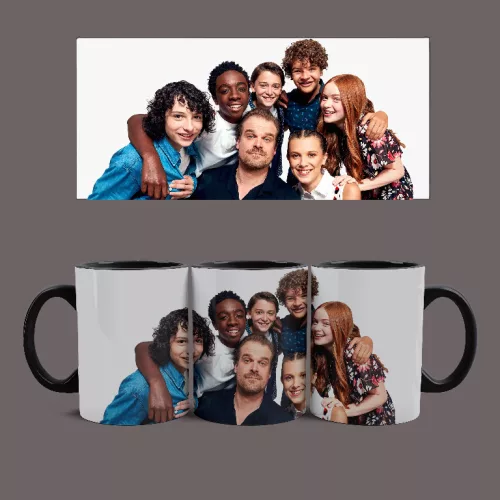 Stranger Things - Cast bögre (Fekete)