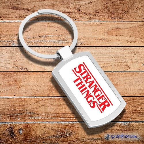 Stranger Things logo fém kulcstartó